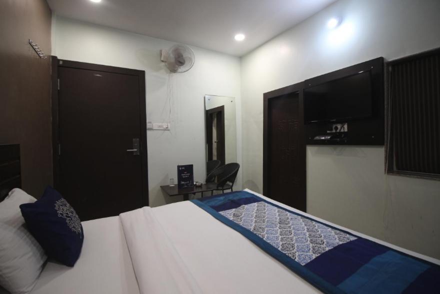 Hotel Confirm Inn Kota Kota  Dış mekan fotoğraf